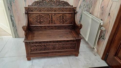 Antiek Houten Bankje met Houtsnijwerk, Antiek en Kunst, Antiek | Meubels | Stoelen en Banken, Ophalen