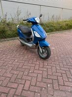 Piaggio fly 50 2t, Fietsen en Brommers, Scooters | Piaggio, Ophalen, Gebruikt, Fly, Benzine