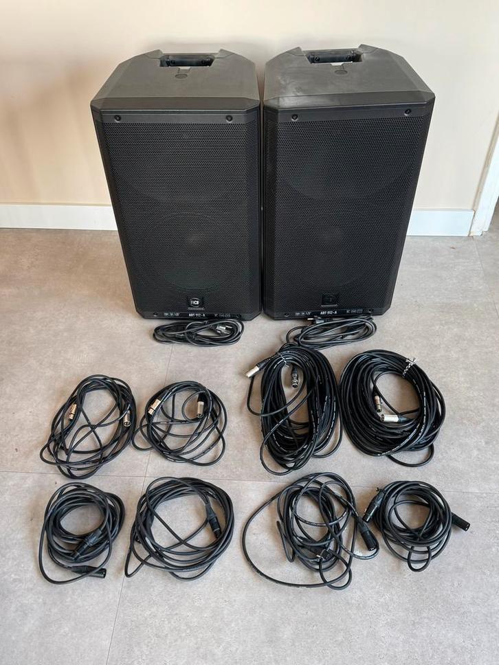 RCF ART 912-A Set met Standaards en Kabels, Muziek en Instrumenten, Versterkers | Keyboard, Monitor en PA, Gebruikt, P.A., 1000 watt of meer