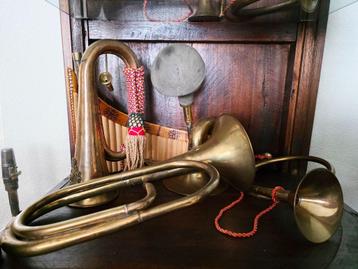 Zeer mooie muziekinstrumenten en muziekkunst miniatuur beschikbaar voor biedingen