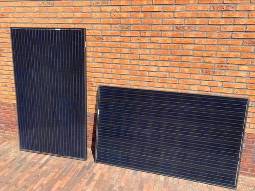 2 zonnepanelen van Phono Solar inclusief dakbeugels, Doe-het-zelf en Verbouw, Overige Doe-het-zelf en Verbouw, Gebruikt, Ophalen