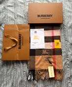 Burberry Casmere Beige Sjaal, Kleding | Dames, Mutsen, Sjaals en Handschoenen, Ophalen of Verzenden, Nieuw, Maat 46/48 (XL) of groter
