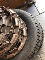 Set winterbanden Goodyear 175/65R14 +wieldoppen (Peugot 206), Auto-onderdelen, Banden en Velgen, Ophalen, 14 inch, 175 mm, Winterbanden