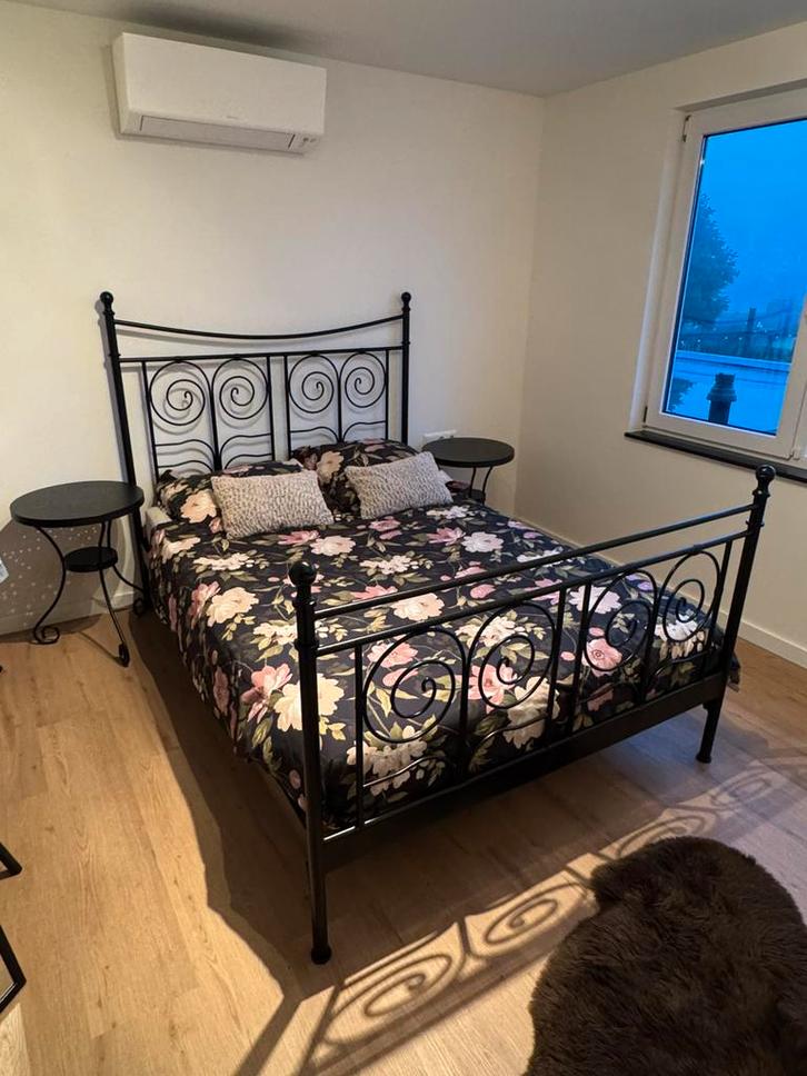 IKEA NORESUND bed + lattenbodem + matras – complete set, Huis en Inrichting, Slaapkamer | Bedden, Gebruikt, Twijfelaar, 140 cm