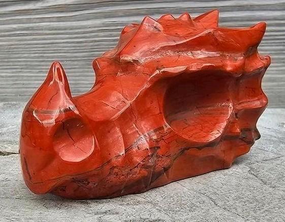 Mooie rode jaspis drakenschedel, Verzamelen, Mineralen en Fossielen, Ophalen of Verzenden