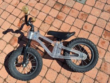 Loopfiets  beschikbaar voor biedingen