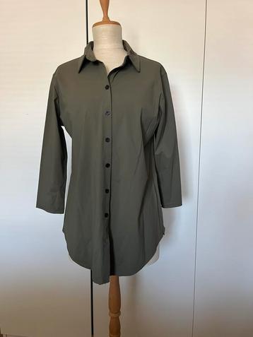 Groene travelstof blouse /XL beschikbaar voor biedingen
