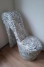 Hakstoel zebra pump stoel hak, Huis en Inrichting, Stoelen, Ophalen, Zo goed als nieuw, Wit, Eén