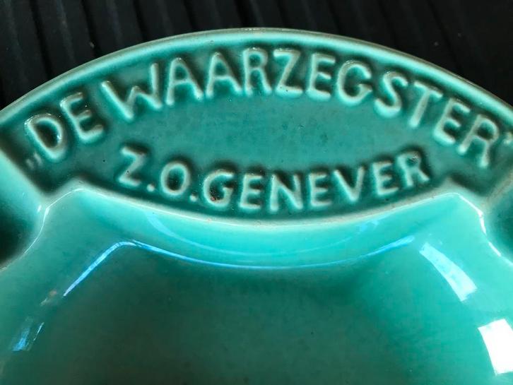 Vintage Asbak 'De Waarzegster' Z.O. Genever, Antiek en Kunst, Antiek | Keramiek en Aardewerk, Ophalen of Verzenden