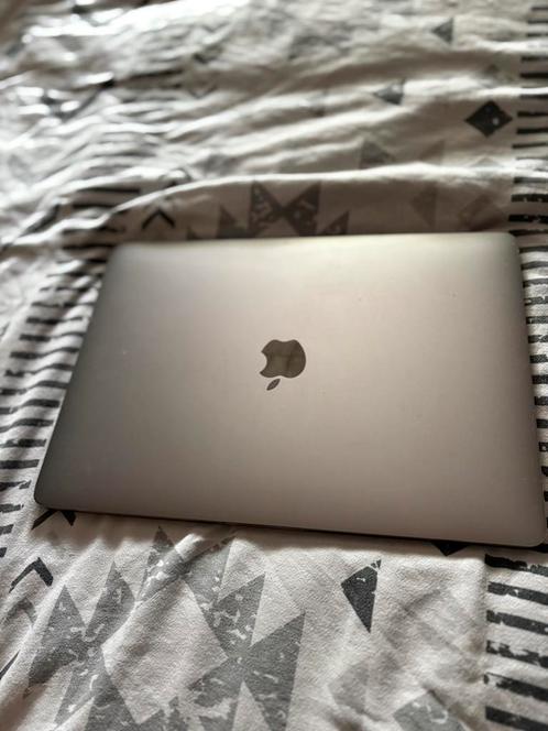 Macbook pro 2017 Touch bar, Computers en Software, Apple Macbooks, Gebruikt, MacBook Pro, 13 inch, 2 tot 3 Ghz, 256 GB, 16 GB