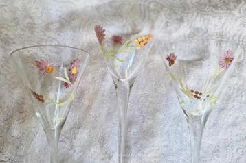 6 handbeschilderde Theresienthal glazen met goud  beschikbaar voor biedingen