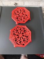 3 gietijzeren retro rode pannenonderzetters, Ophalen of Verzenden, Overige typen