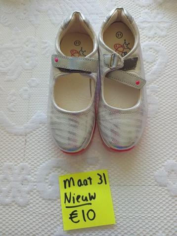 diverse kinderschoenen beschikbaar voor biedingen