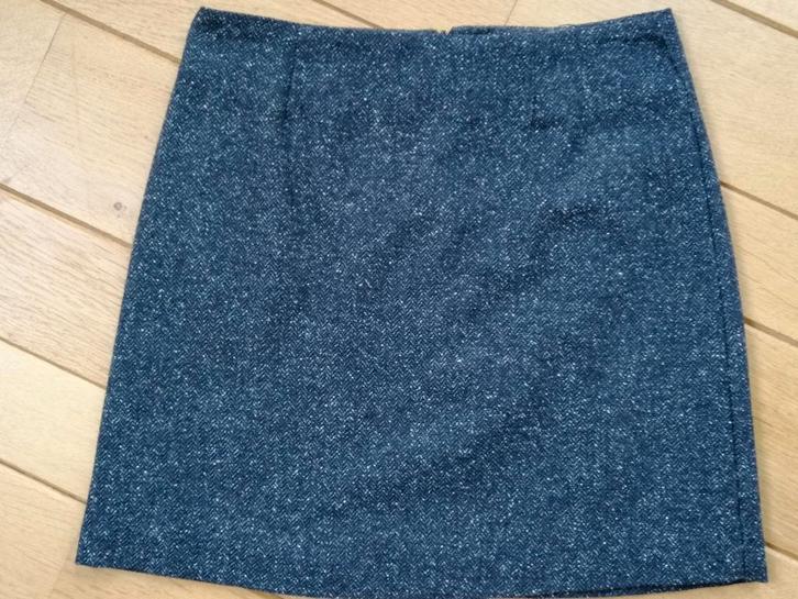 HENNES rok grijs tweed maat 34, Kleding | Dames, Rokken, Zo goed als nieuw, Maat 34 (XS) of kleiner, Grijs, Boven de knie, Ophalen of Verzenden