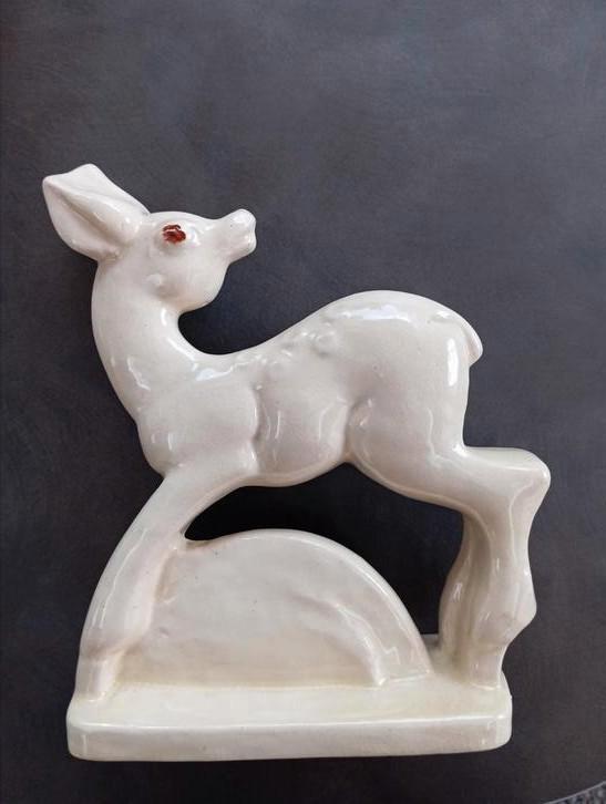 Frans vintage aardewerk beeldje Hert., Antiek en Kunst, Curiosa en Brocante, Ophalen of Verzenden