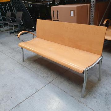 Design houten wachtkamerbank met schade - 160 cm breed beschikbaar voor biedingen