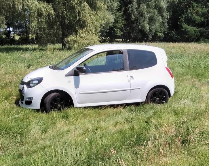 Renault Twingo 1.1 2012 Wit, Auto's, Renault, Particulier, Twingo, Benzine, B, Hatchback, Handgeschakeld, Geïmporteerd, Wit, Voorwielaandrijving