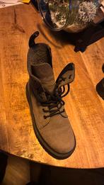 Dr martens, Ophalen of Verzenden, Nieuw, Grijs