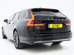 Volvo V90 2.0 T8 AWD Inscription | Panoramadak | Trekhaak |, Auto's, Volvo, Automaat, 4 cilinders, Zwart, Vierwielaandrijving