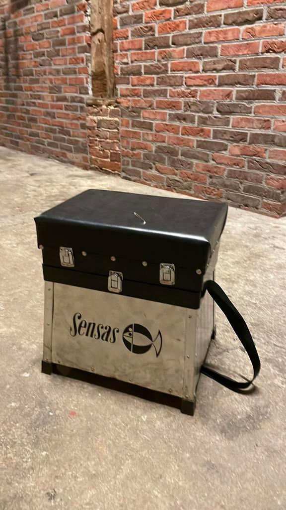 Mooie zit koffer voor vissen, Watersport en Boten, Hengelsport | Algemeen, Zo goed als nieuw, Koffer of Tas, Ophalen