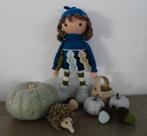 Gehaakte herfst/winter pop met egeltje, Verzenden, Nieuw, Pop
