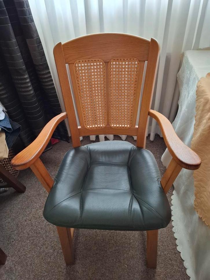 Vintage bureaustoel met armleuningen, Antiek en Kunst, Antiek | Meubels | Stoelen en Banken, Ophalen