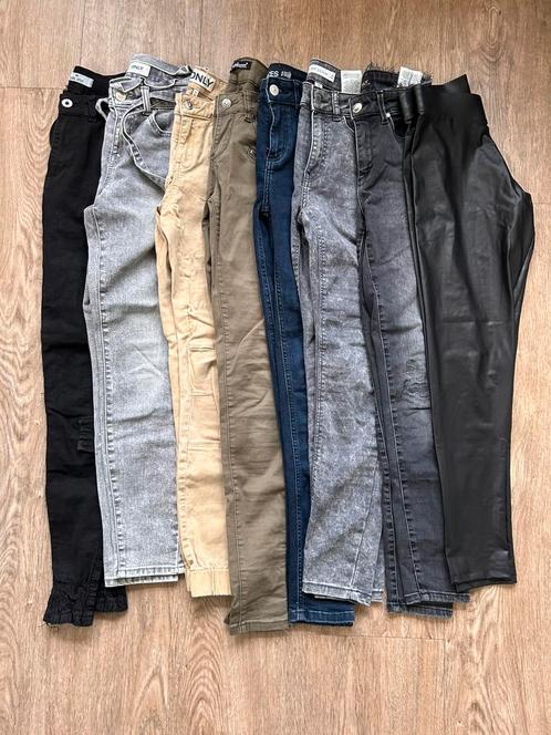 Pakket spijkerbroeken, diverse kleuren, 7 stuks, maat xs/34, Kleding | Dames, Spijkerbroeken en Jeans, Gedragen, W27 (confectie 34) of kleiner