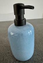 Zeeppomp blauw aardewerk z.g.a.n., Huis en Inrichting, Ophalen of Verzenden, Zo goed als nieuw, Blauw, Handdoek