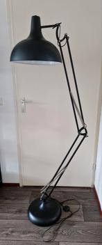 Verstelbare vloerlamp, Ophalen, Zo goed als nieuw, 150 tot 200 cm