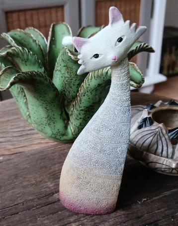 Katten beeldje CAT ART steen beschikbaar voor biedingen