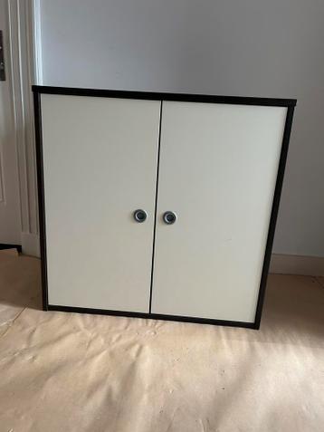 Ikea Effektiv kast bruin witte deuren - afbeelding 1