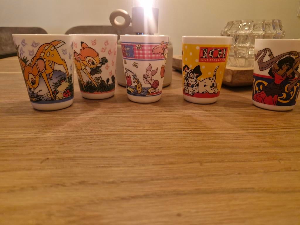 Vinted Disney drinkbekers, Verzamelen, Ophalen of Verzenden, Overige figuren, Zo goed als nieuw, Beeldje of Figuurtje