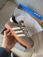 Adidas spezial maat 39 1/3, Bruin, Adidas, Ophalen of Verzenden, Sneakers of Gympen