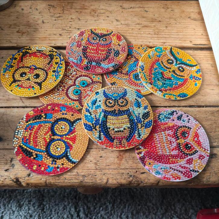 Handgemaakte onderzetters met uilenmotief, Huis en Inrichting, Woonaccessoires | Onderzetters, Zo goed als nieuw, Glas of Kopje