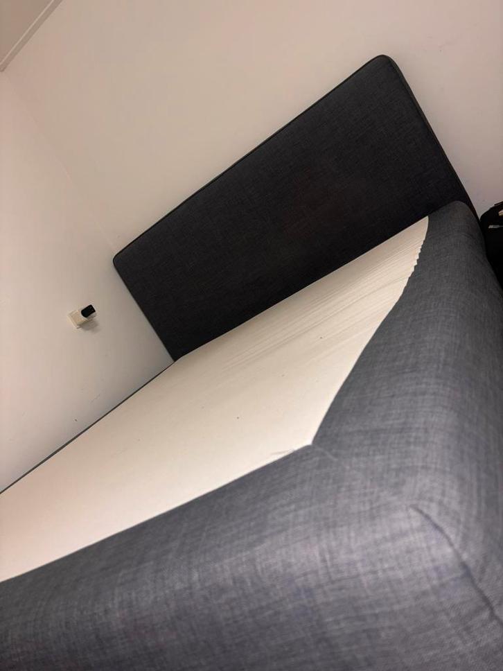 Ikea dunvik matras, Huis en Inrichting, Slaapkamer | Boxsprings, Gebruikt, 160 cm, 200 cm, Tweepersoons, Beige, Grijs, Ophalen of Verzenden
