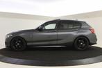 BMW 1-serie 118i Executive M Sport Automaat / Schuif-kanteld, Auto's, Te koop, Zilver of Grijs, Geïmporteerd, Benzine