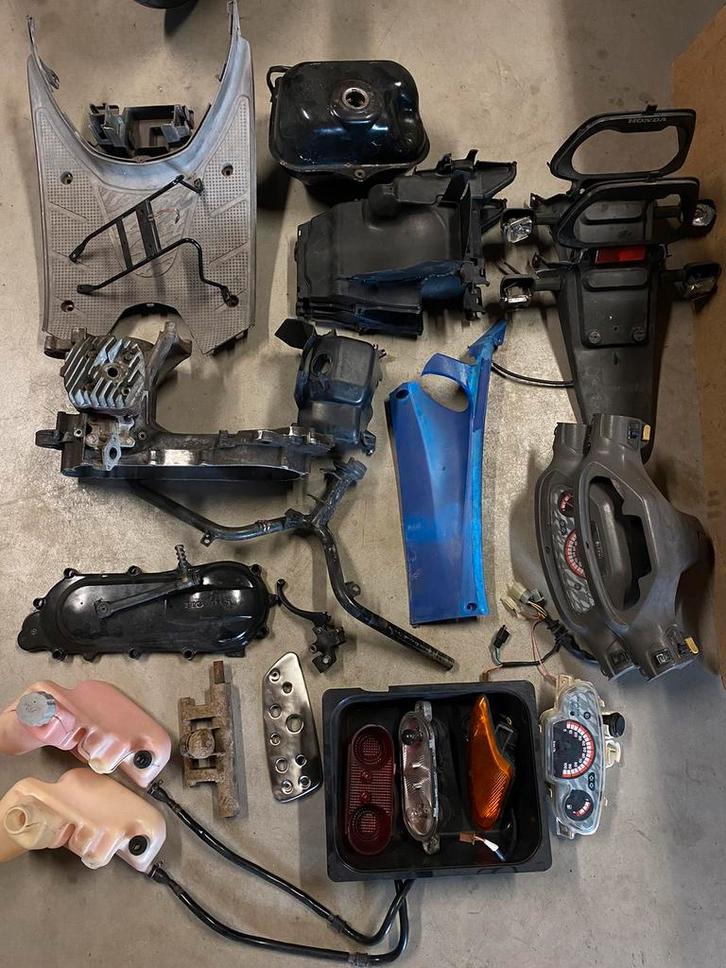 Honda sfx onderdelen!, Fietsen en Brommers, Brommeronderdelen | Scooters, Gebruikt, Honda, Overige typen, Ophalen of Verzenden