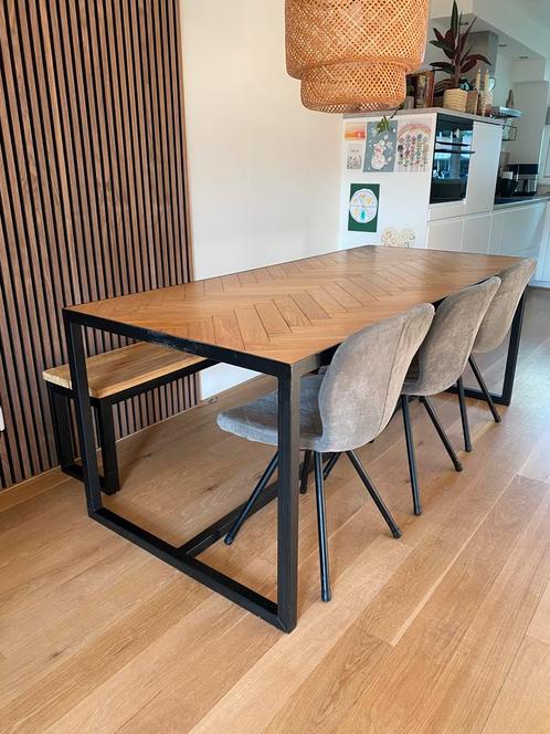 Complete eethoek: visgraat eiken eettafel en bank, Huis en Inrichting, Complete eetkamers, Gebruikt, 4 tot 6 stoelen, Ophalen