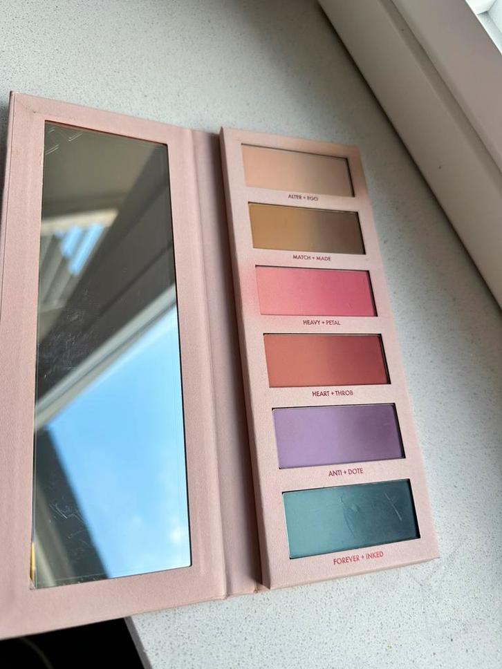 HINDASH Monochromance palette, Sieraden, Tassen en Uiterlijk, Uiterlijk | Cosmetica en Make-up, Zo goed als nieuw, Ogen, Overige kleuren