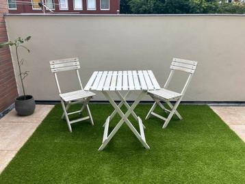 Bistro setje klapstoelen (2) en klaptafel wit beschikbaar voor biedingen