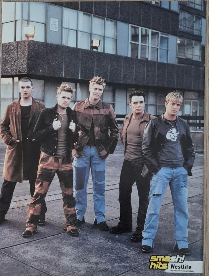 3 mooie posters WESTLIFE (HITKRANT , BREAK OUT & SH), Verzamelen, Posters, Nieuw, Muziek, A4 of kleiner, Rechthoekig Staand, Ophalen of Verzenden