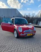 Mini 1.6 16V Cooper 2003 Rood, Voorwielaandrijving, 15 km/l, 4 cilinders, 4 stoelen