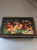 Originele Russische lakdoosjes:, Antiek en Kunst, Ophalen