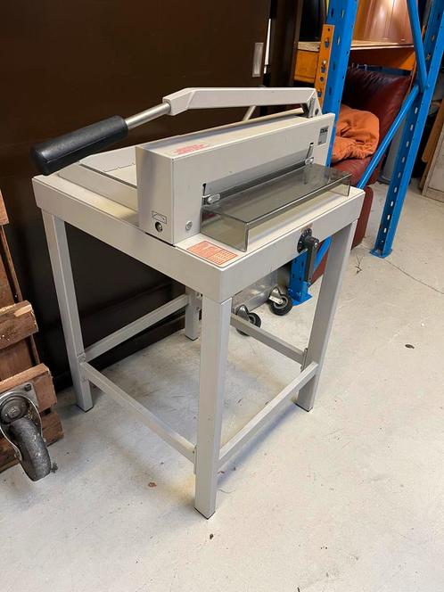Ideal 3905 Papiersnijmachine - Professioneel, Diversen, Bureau-accessoires, Zo goed als nieuw, Ophalen
