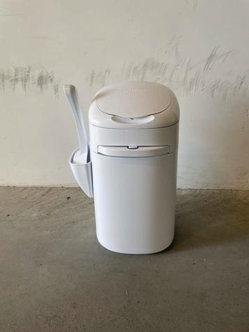 Litter Locker te koop beschikbaar voor biedingen