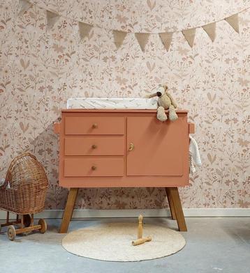 Vintage unieke commode babykamer terracotta beschikbaar voor biedingen