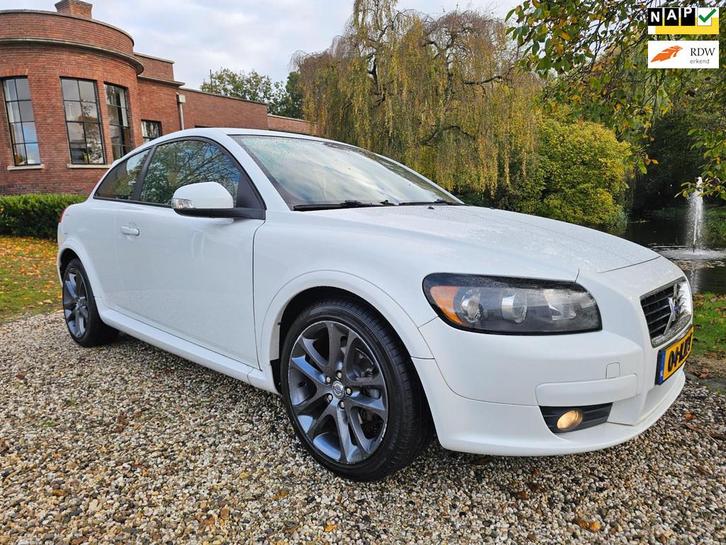 Volvo C30 1.8 Sport AIRCO/cruise *apk:10-2026*, Auto's, Volvo, Bedrijf, Te koop, C30, ABS, Airbags, Airconditioning, Boordcomputer