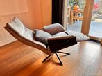 Lichtgrijze leren relaxfauteuil - Zo goed als nieuw!, Huis en Inrichting, Fauteuils, Ophalen, Zo goed als nieuw, 50 tot 75 cm