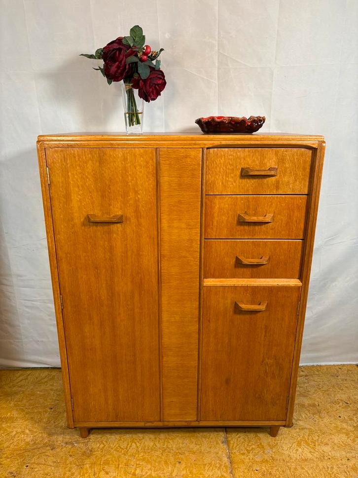 Gratis verzending!MidCentury Retro VintageEikenkledingkast60, Verzamelen, Retro, Huis en Inrichting, Ophalen of Verzenden
