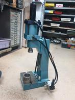 MADER PERS PNEUMATISCH, Ophalen, Zo goed als nieuw, Metaaldraaibank